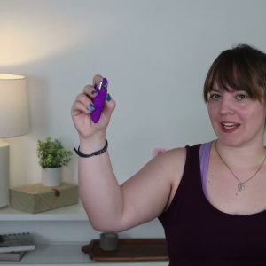 Sex Toy Review - Cozier Finger Vibrator With Easy Grip Loop, Perfect Beginner And Couples Toy